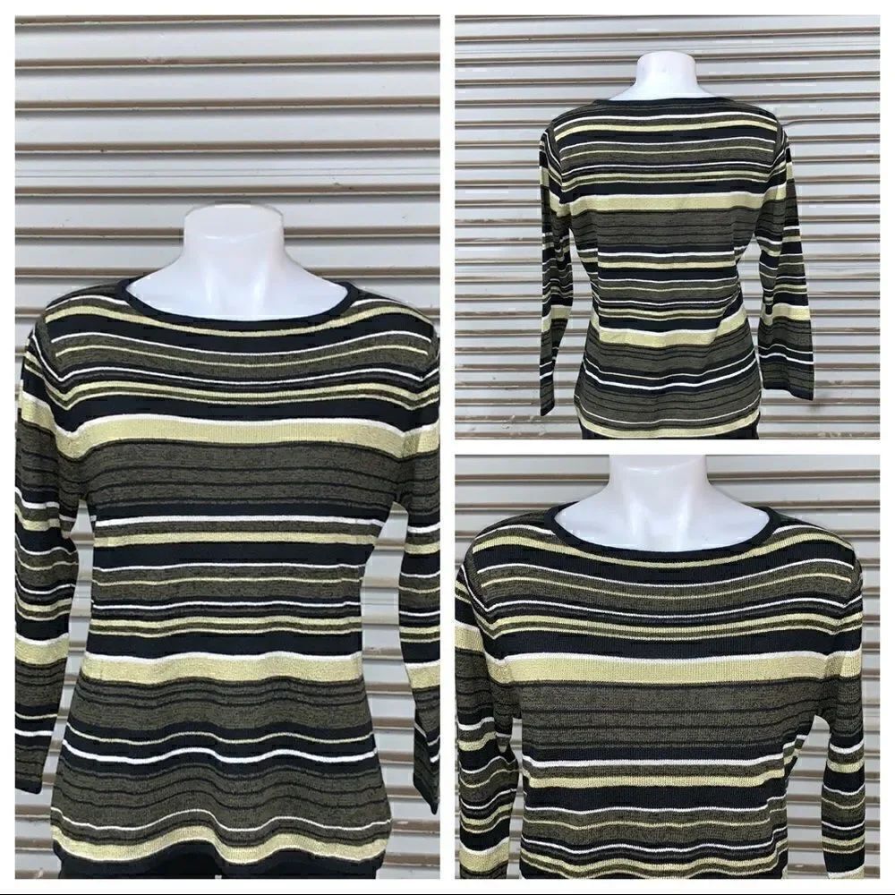 🛍️Sag Harbor size medium stripped sweater
